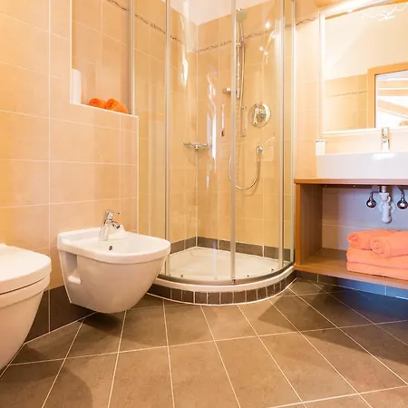 Hotel Grüne Laterne - Lanterna 3*