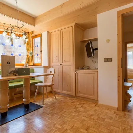 Hotel Grüne Laterne - Lanterna Sexten